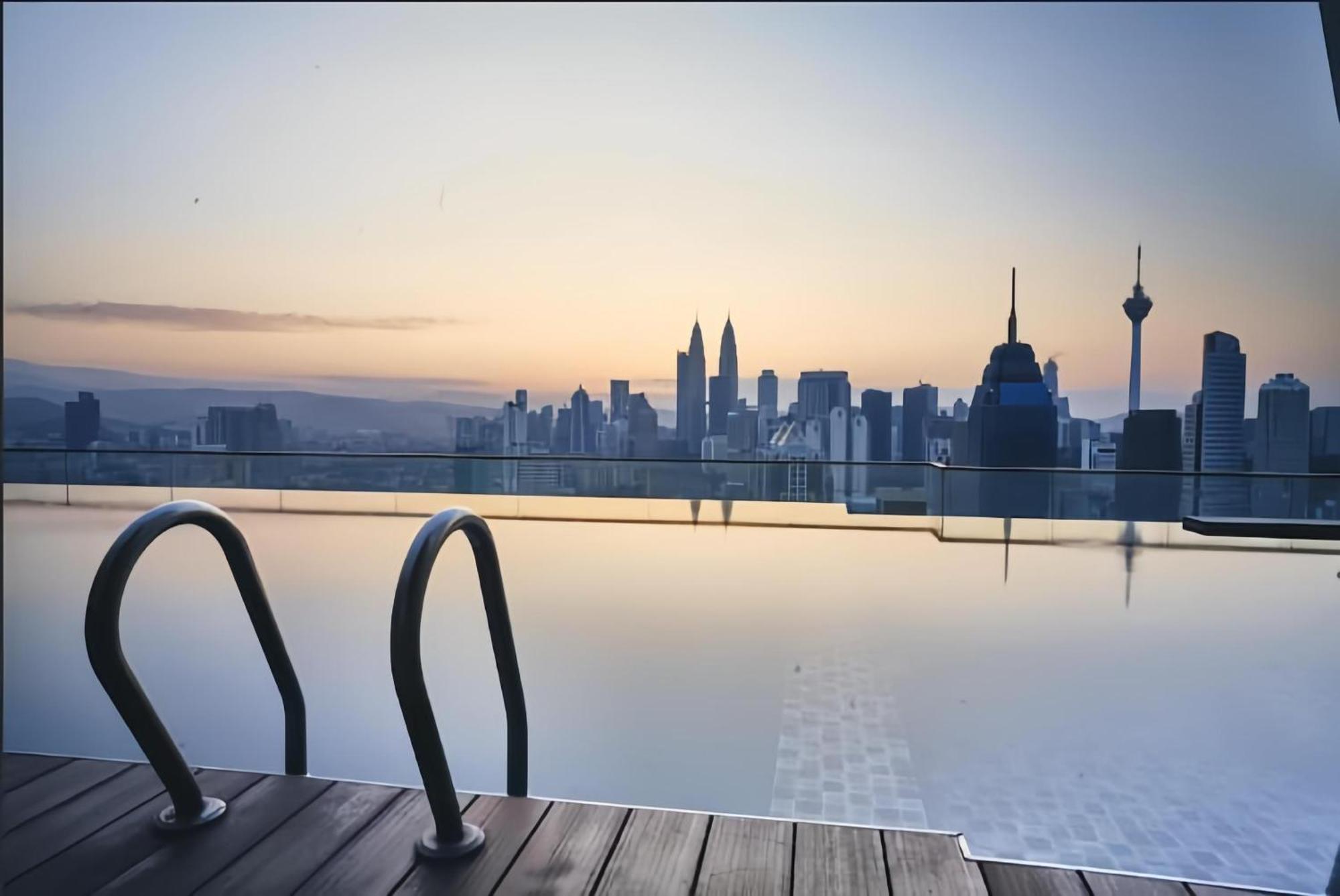 Regalia Exclusive Hostel Kuala Lumpur Dış mekan fotoğraf